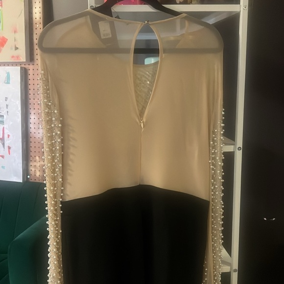 Stunning pearl pants one piece with fluffy sleeves - Picture 5 of 6